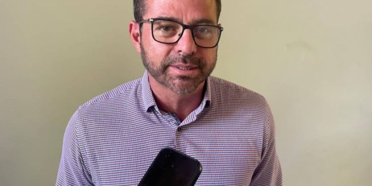 Sólo uno de cada diez estudiantes concluye una licenciatura en Michoacán, pero se fortalecen acciones para ampliar el acceso a la educación superior: Domingo Méndez