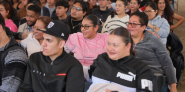 La Universidad Rosario Castellanos en Zacapu abrirá las carreras de Medicina y Enfermería