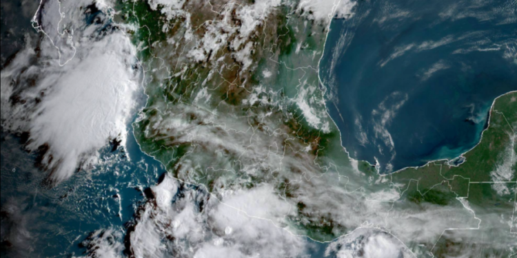 Lunes, continuando con las lluvias y tormentas fuertes intercalado con el calor en el país.