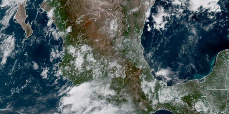 Domingo, con lluvias fuertes de manera dispersa en gran parte de México.