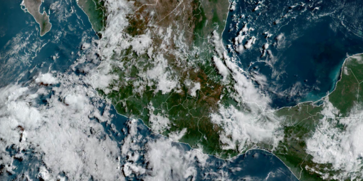 Martes, dominando con mayor intensidad las lluvias en la Sierra Madre Occidental.