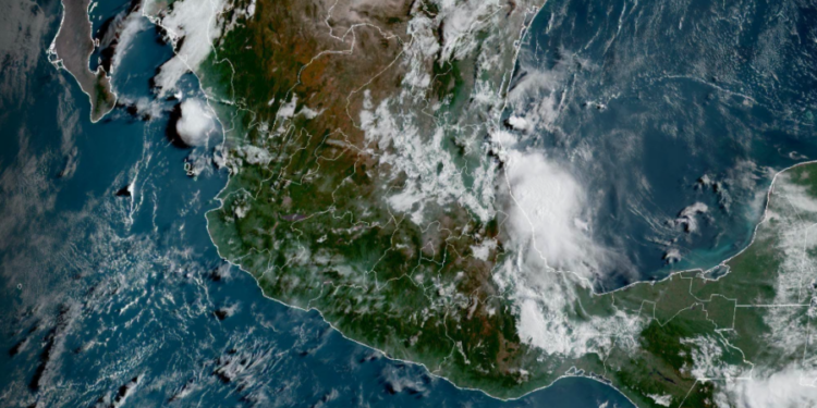 Viernes, continuando las lluvias y tormentas en el centro del país; predominará el calor.