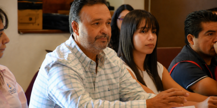 Julio Arreola refuerza acciones para prevenir nuevos riesgos por el río Guani