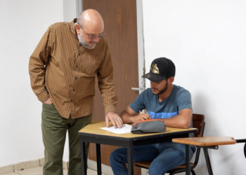 D4TA Datos Gratis ahora beneficiará a docentes de bachillerato y universidad pública