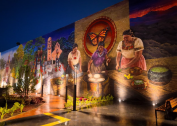 El mural más grande de Michoacán se encuentra en la Plaza de la Ranita en Uruapan