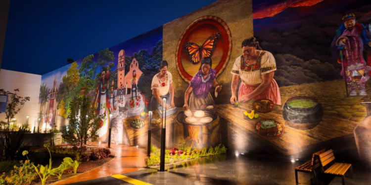 El mural más grande de Michoacán se encuentra en la Plaza de la Ranita en Uruapan