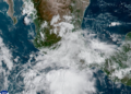 Lunes, con lluvias fuertes a muy fuertes debido al avance de una onda tropical en México.