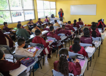 Ciclo escolar arrancará con 1.2 millones de estudiantes y 555 plazas docentes asignadas