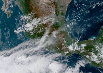 Jueves, continuando las lluvias fuertes pero de manera dispersas en el país.