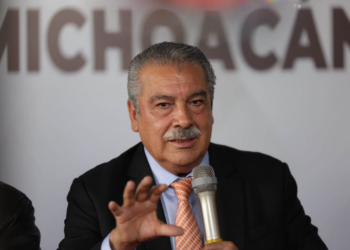 Morón se asoma a la coordinación de la defensa del voto.