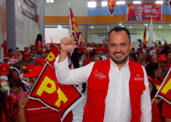 Independientes sí, partidos disfrazados no: Hugo Rangel