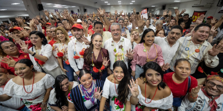 Reconoce Morón entrega del pueblo de Michoacán a la Cuarta Transformación