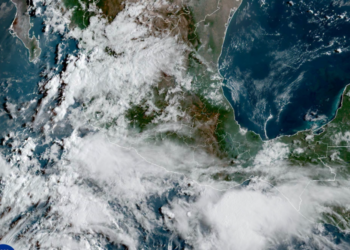 Lunes, con lluvias fuertes debido al ingreso de humedad impulsado por una zona de baja presión con potencial ciclónico.