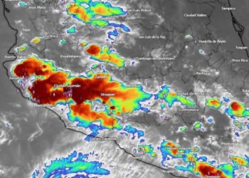 Las recientes imágenes de satélite muestran el desarrollo de núcleos de tormenta en el occidente del país.