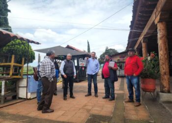 Pátzcuaro se prepara para recibir al mundo en Noche de Ánimas; fortalecen Muelle General: Julio Arreola