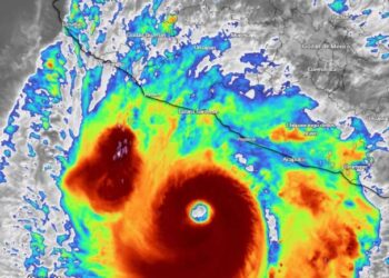 #Actualización | Polo nuevamente se intensificará mientras avanza de manera paralela a las costas de México.
