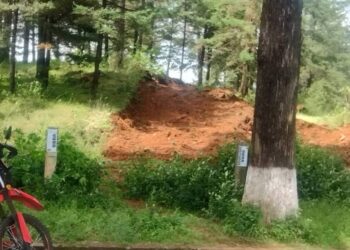 Ayuntamiento de Pátzcuaro frena trabajos en el Cerro del Estribo Grande y exige permisos