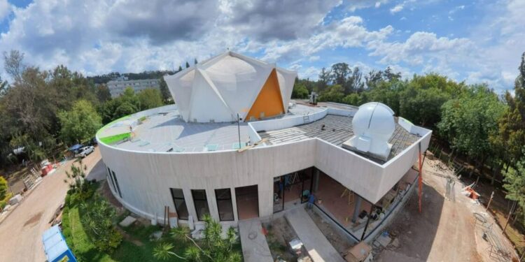 Planetario de Morelia cumple 51 años de promover la astronomía y ciencia entre las familias