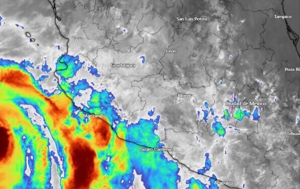 Esta tarde, las imágenes de satélite muestran que la circulación del huracán #Rachel continúa impulsando humedad hacia el occidente del país.