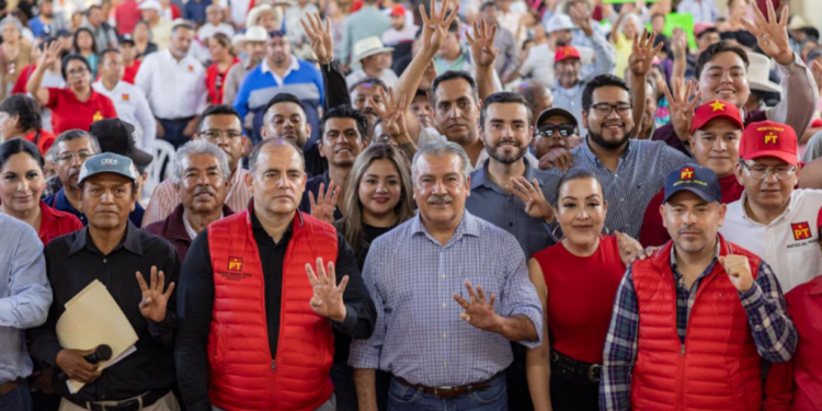 Programas sociales han devuelto la dignidad al pueblo de México: Morón