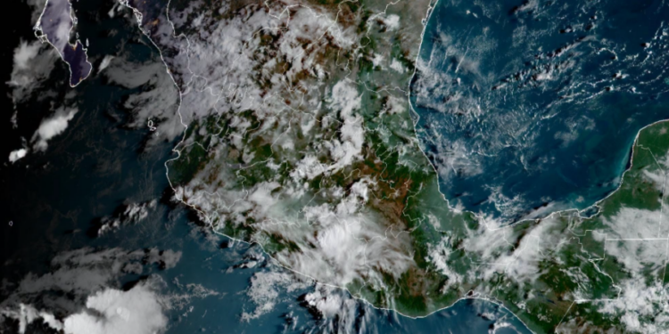 Viernes, continuando las lluvias fuertes pero de manera dispersa en el país.