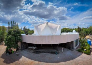 El Planetario de Morelia se renueva con un domo motorizado, telescopios nuevos y pantalla 360°