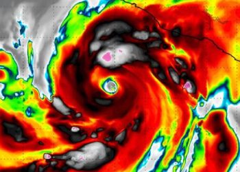 Hacemos un llamado especial a la población de Jalisco, Colima y Michoacán a iniciar desde este momento los preparativos ante los efectos del ciclón tropical Simon.