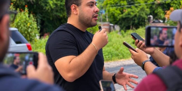 JORGE CRUZ: “EL PUEBLO NO NECESITA OPORTUNISTAS; NECESITA RESULTADOS Y GENTE COMPROMETIDA”