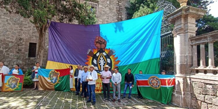 Las banderas de los pueblos indígenas, símbolos de unión, territorio, cosmovisión, autonomía y lucha #CSIM 