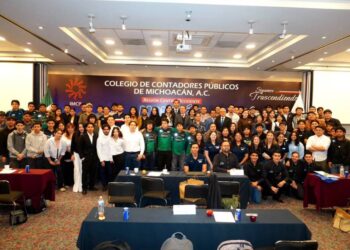 Más de 150 jóvenes participan en Maratón Anticorrupción
